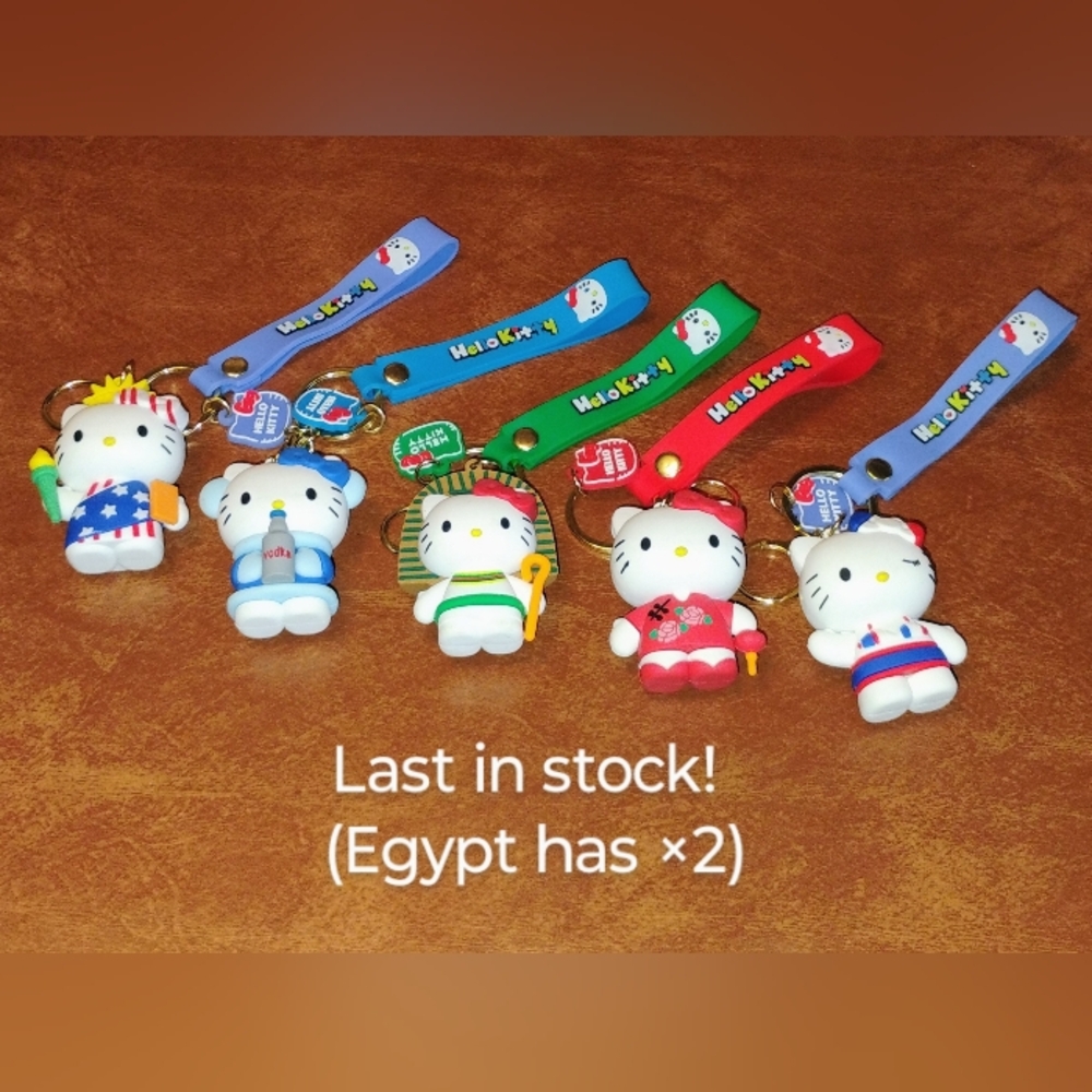 Hello Kitty Around The World Keychains